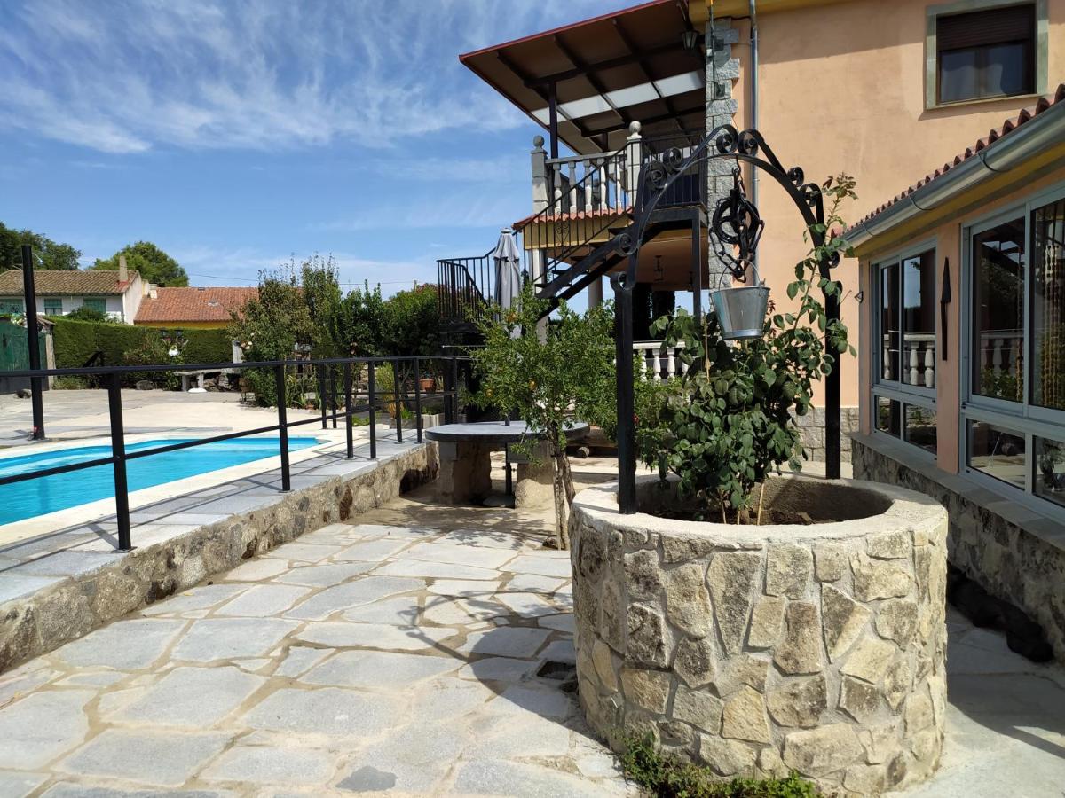 Casa Rural Mi Descanso Valdefuentes de Sangusín エクステリア 写真